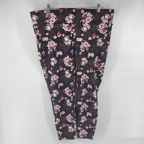 TORRID pixie pant pants luxe ponte floral skull leggings NEW NWT 2 2x 18 20 - Picture 11 of 14